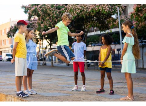 23 jocs tradicionals per l esplai o l escola Fundesplai Món Escolar