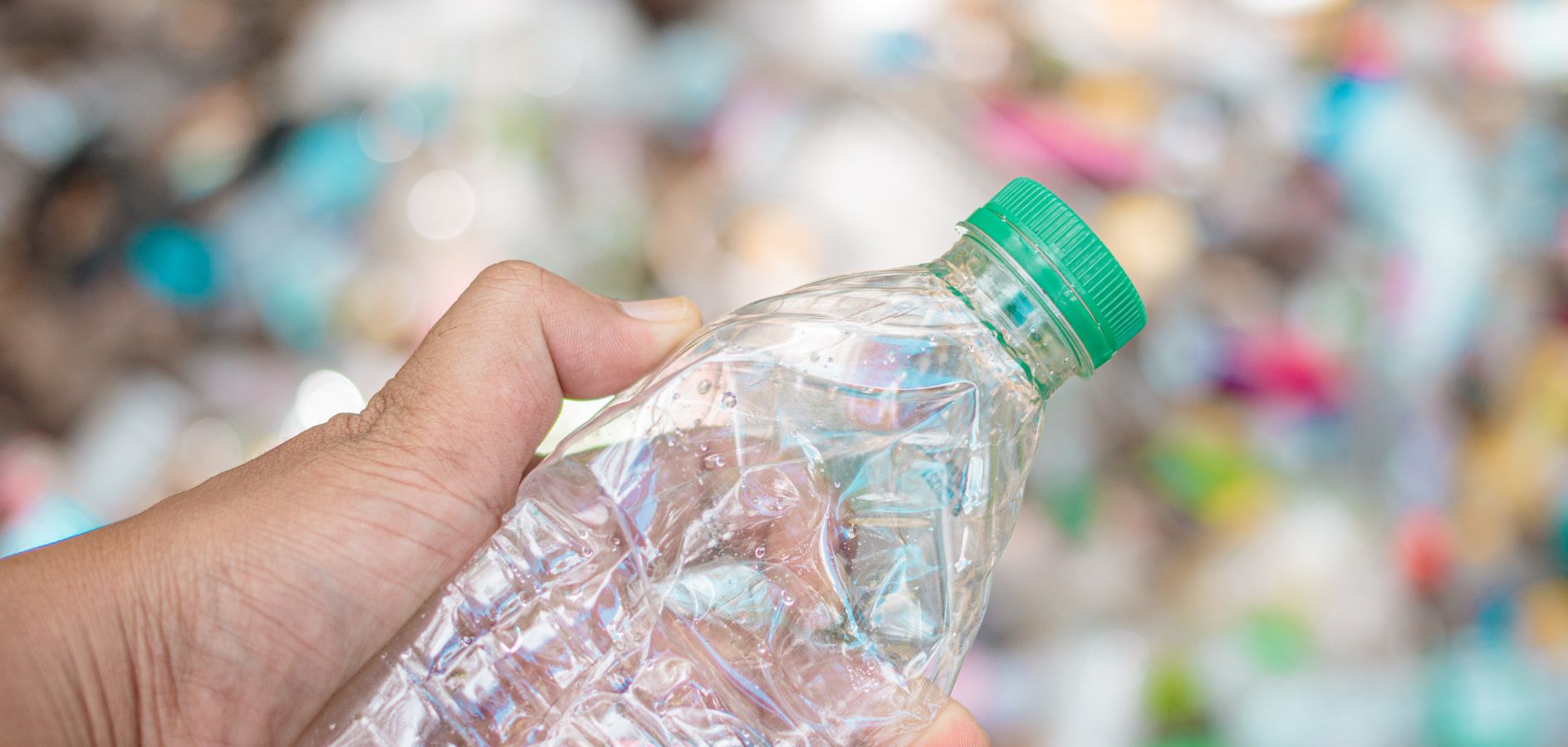 10 Manualitats per reutilitzar el plàstic