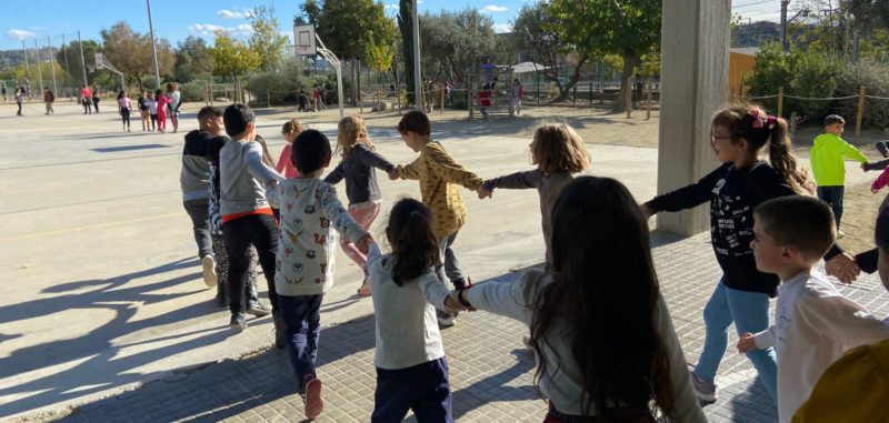 Jocs coneixença Fundesplai escoles per a infants i joves que afavoreixen la cohesió de grup