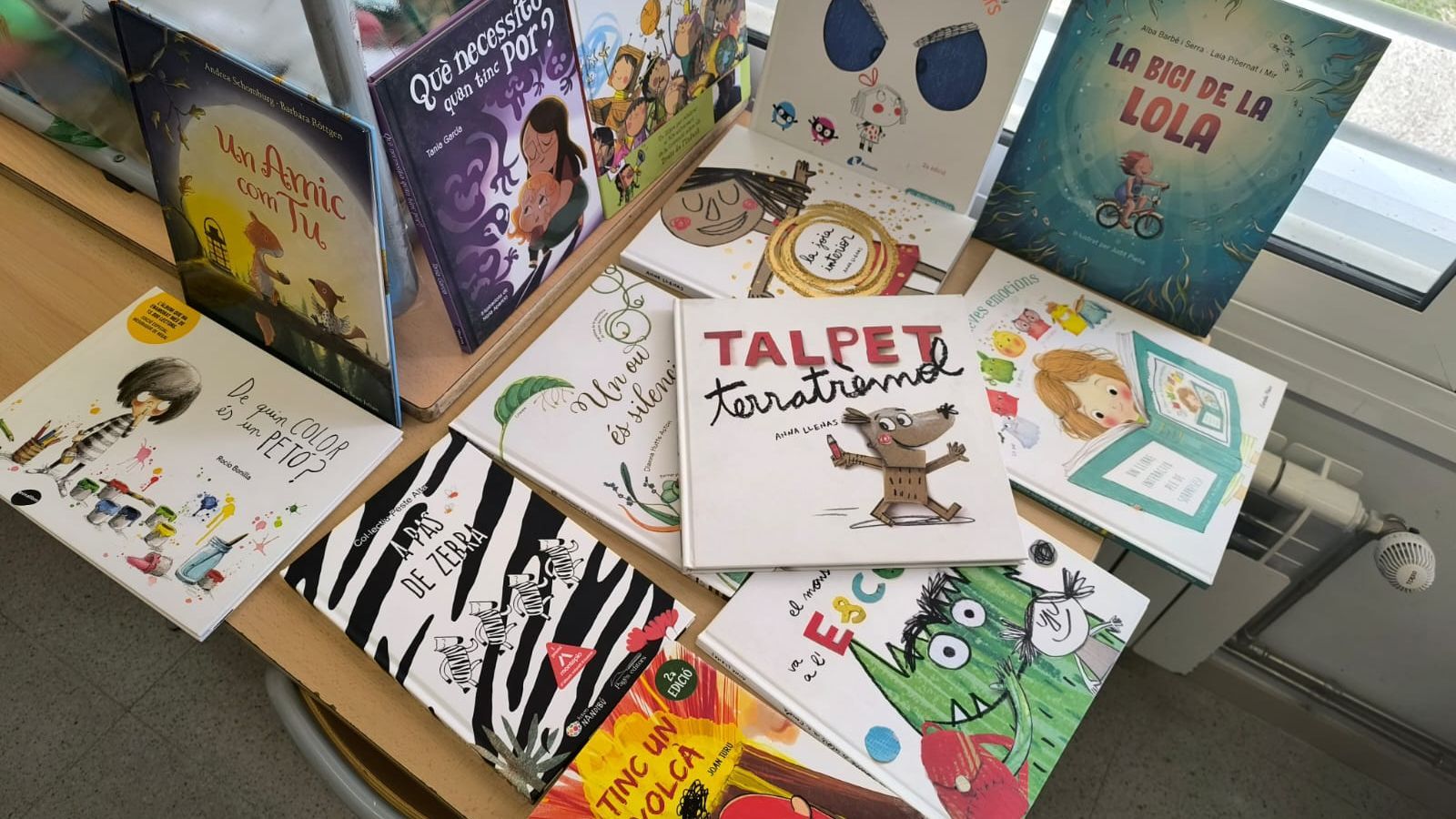 Recull de contes Fundesplai Recull de contes de Sant Jordi