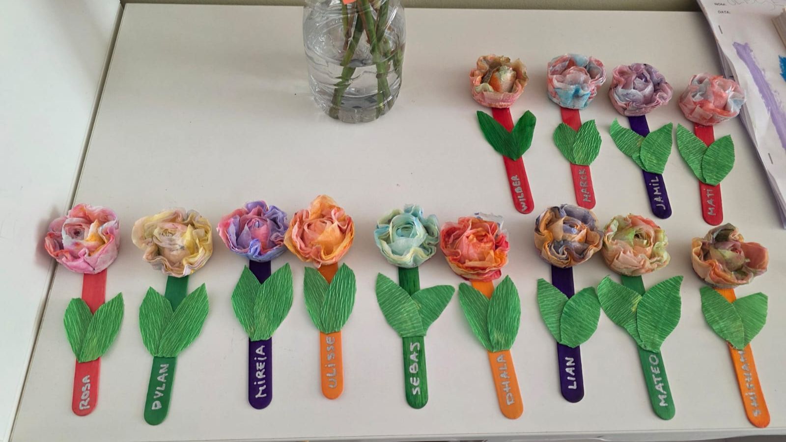 Roses fetes a mà Sant jordi 2025 Fundesplai Roses de Sant Jordi fetes a mà