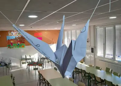 Grua de papiroflèxia a l'aula