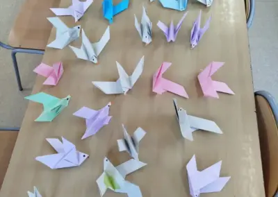 Grues papiroflexia Amb veu i en peu