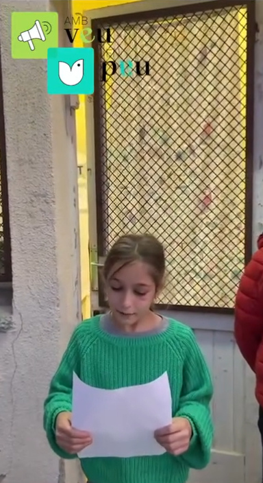 Infant llegint dia 20N xarxes socials